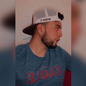 Meet your Posher, Carlos